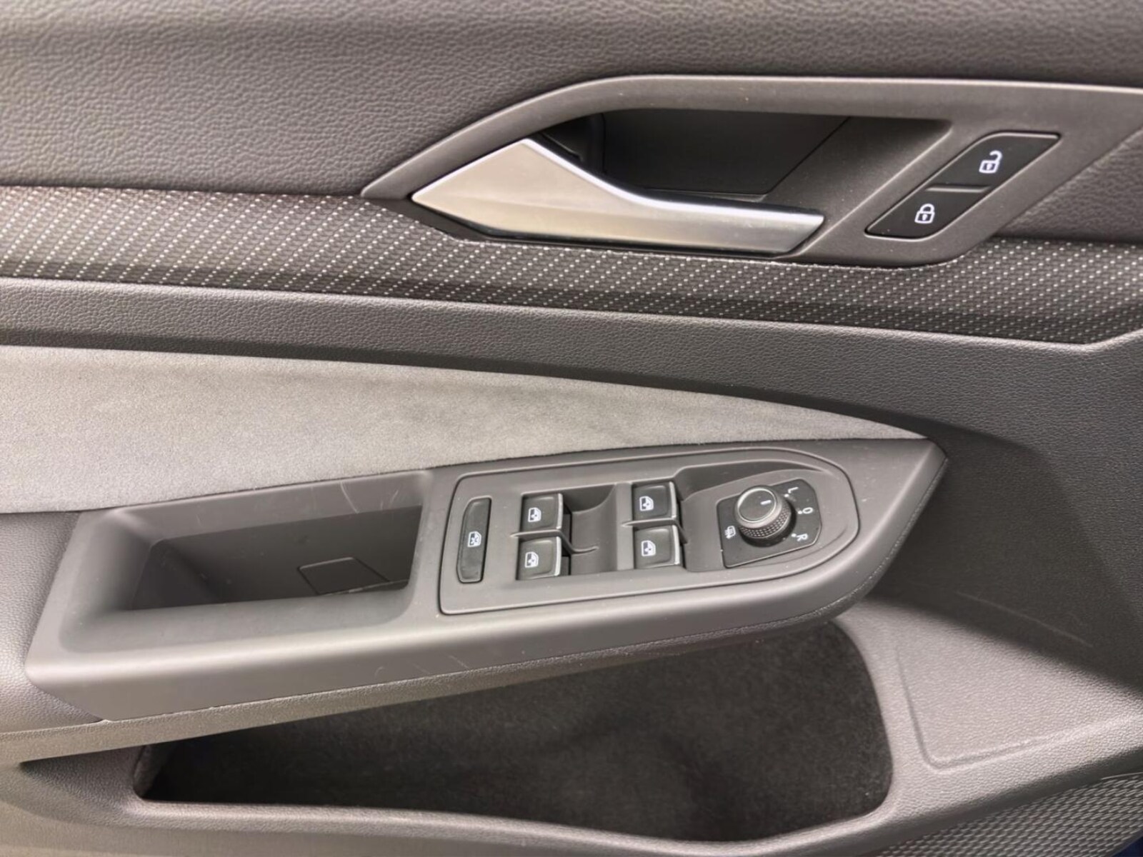 Volkswagen Golf Variant – Bild 11