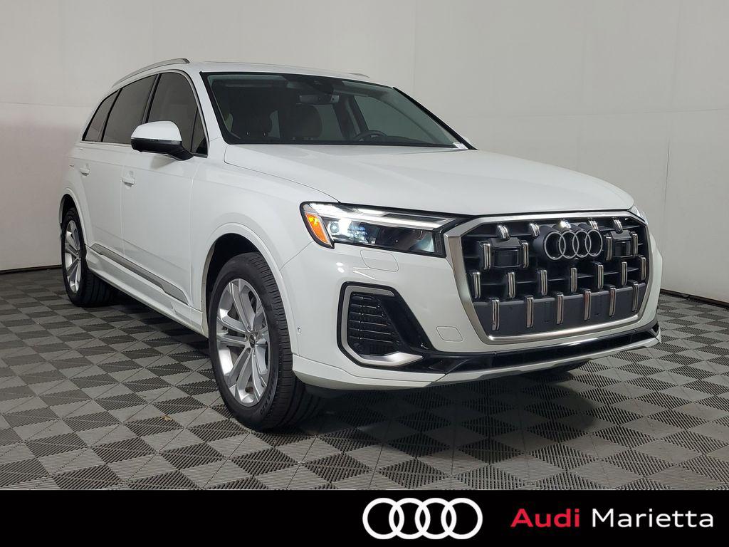 2025 Audi Q7 55 Premium quattro Tiptronic's photo