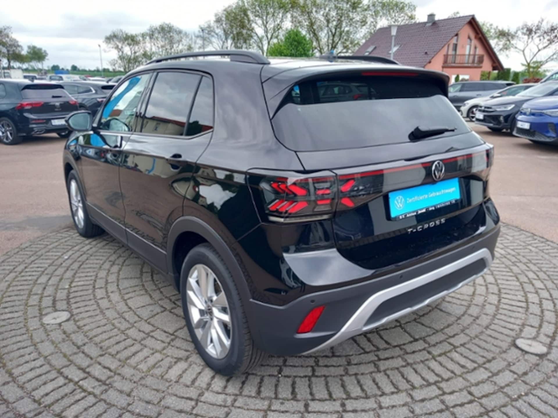 Volkswagen T-Cross Life