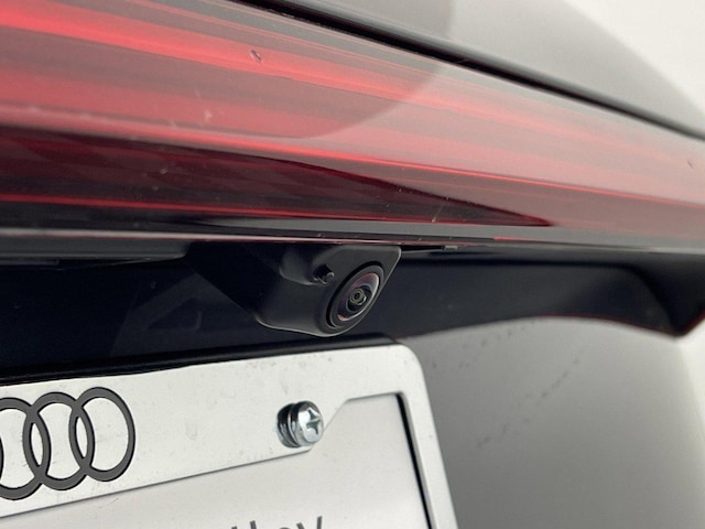 2025 Audi Q5 Premium - Photo 16