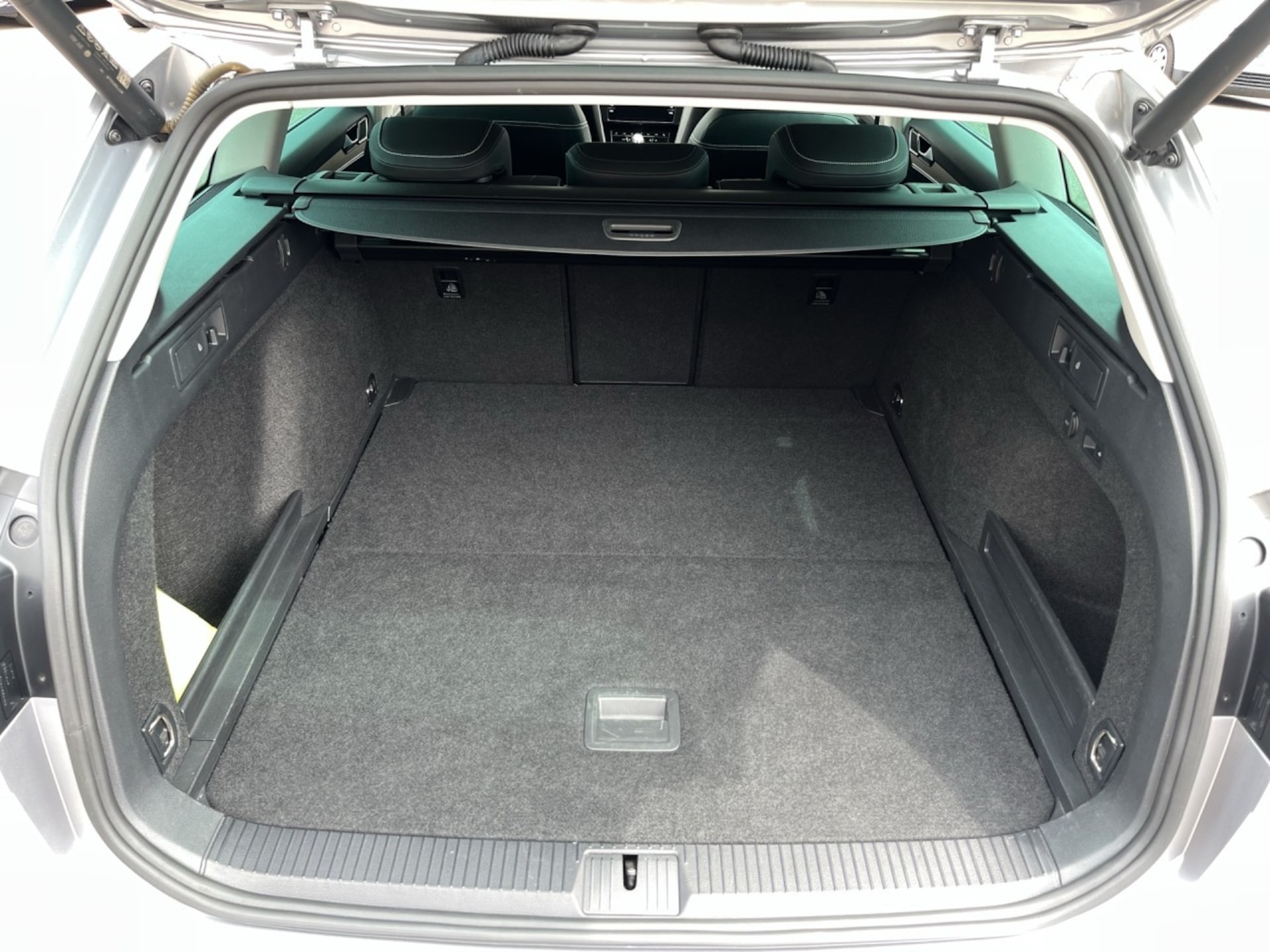 Volkswagen Passat Variant Elegance