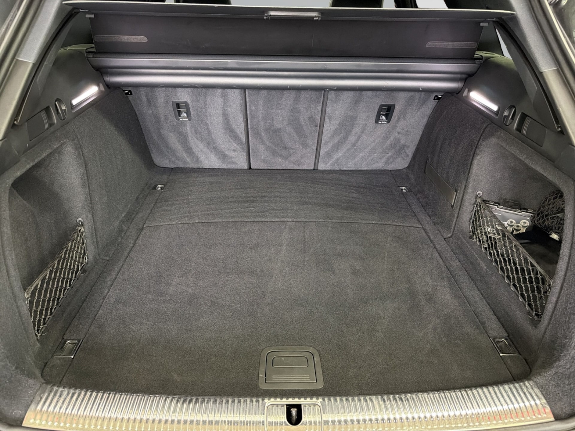 Audi A4 Avant S line