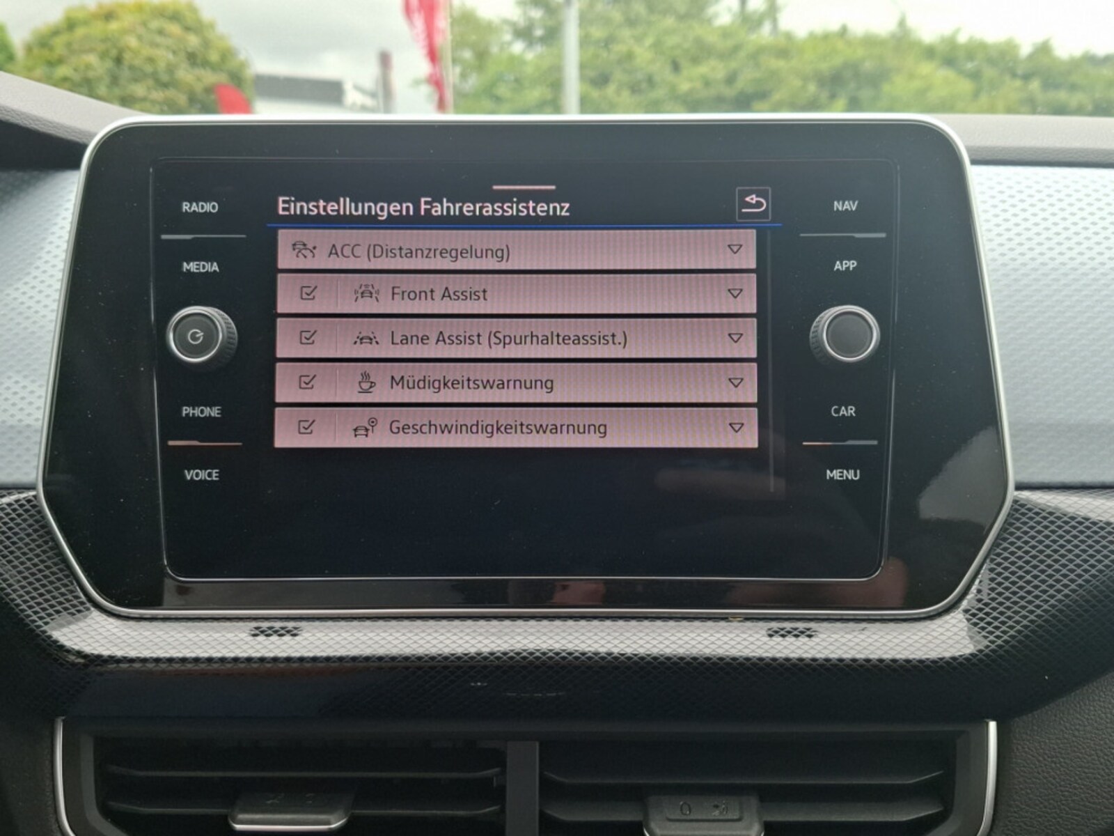 Volkswagen T-Cross – Bild 22