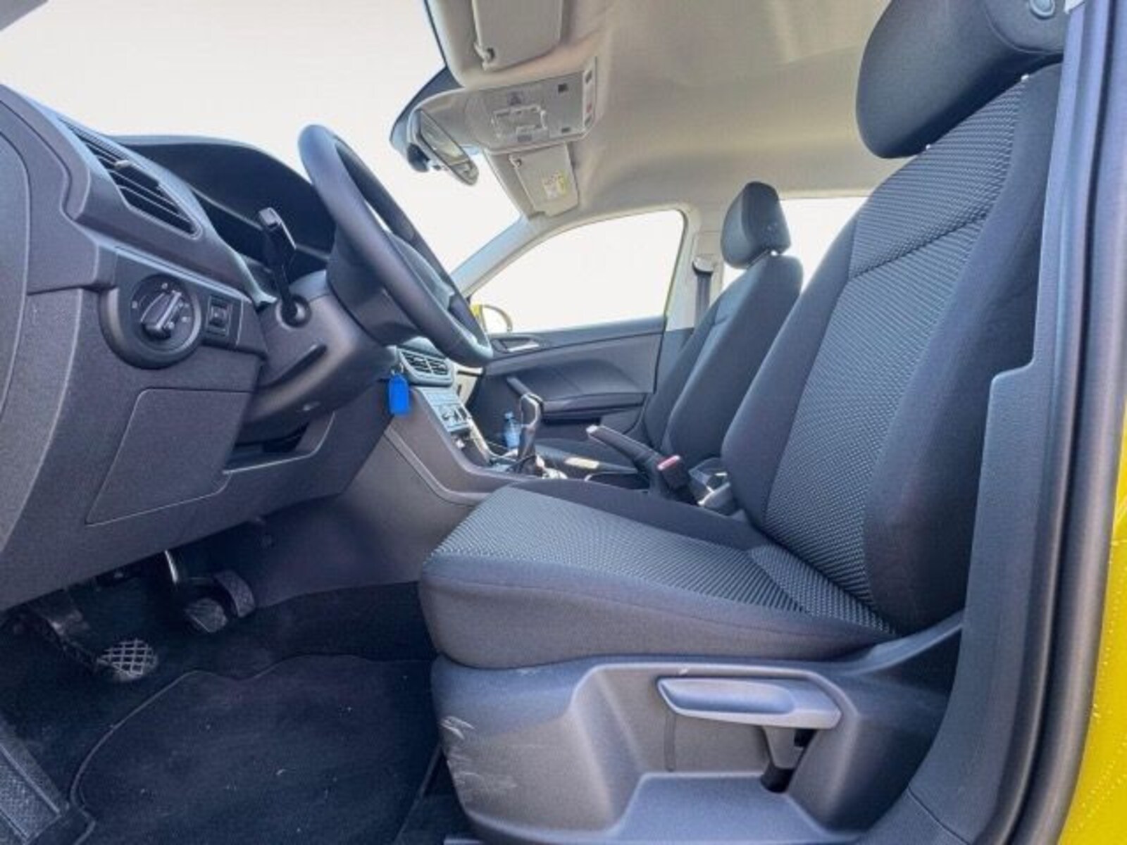 Volkswagen T-Cross – Bild 9