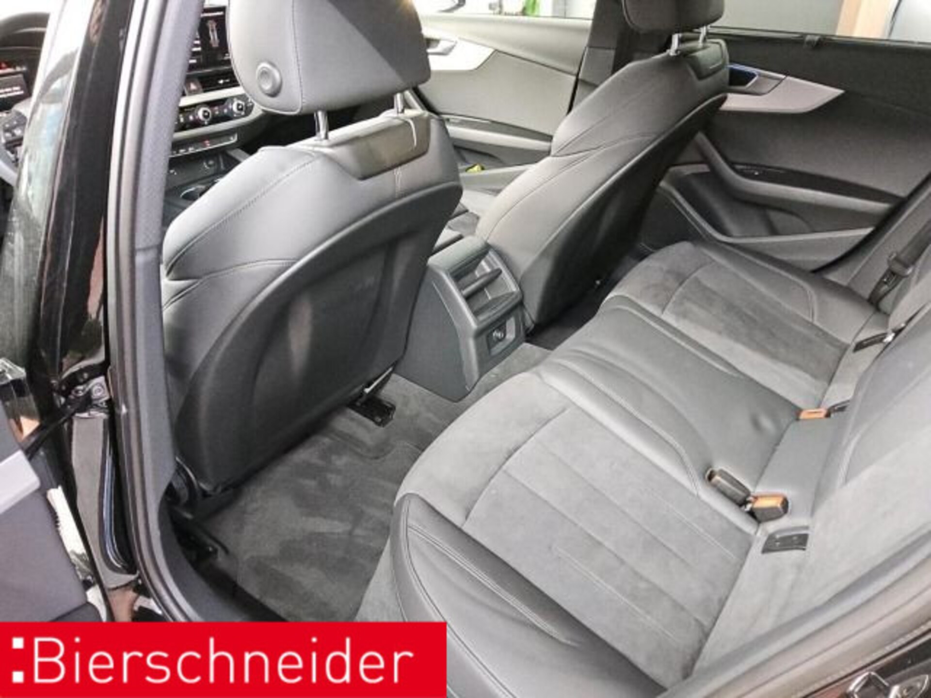 Audi A4 Avant S line