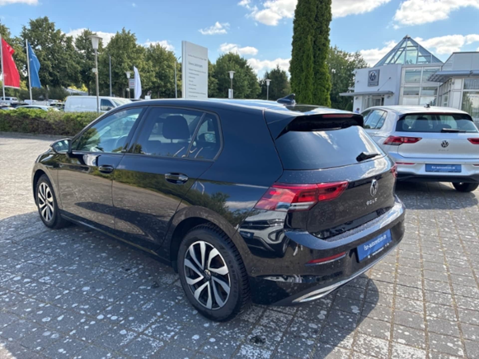 Volkswagen Golf Active