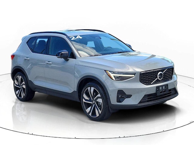 Photo of 2024 Volvo XC40