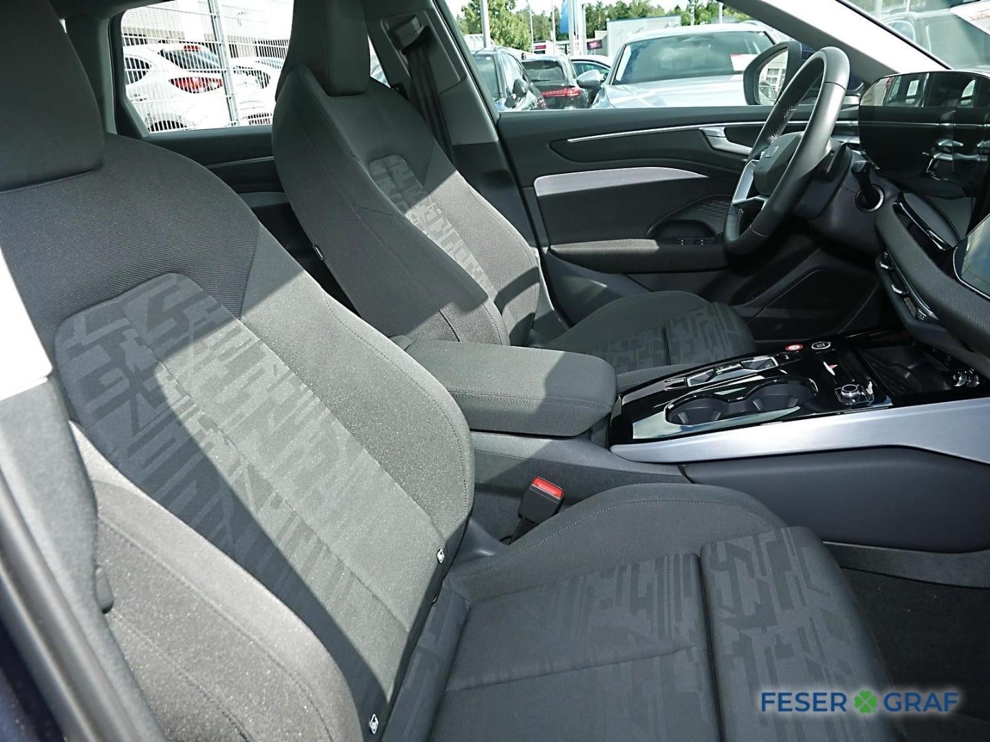 Bild über Audi A6 Avant TDI quattro 150 kW S tronic - für weitere Informationen kontaktieren Sie den Audi Partner