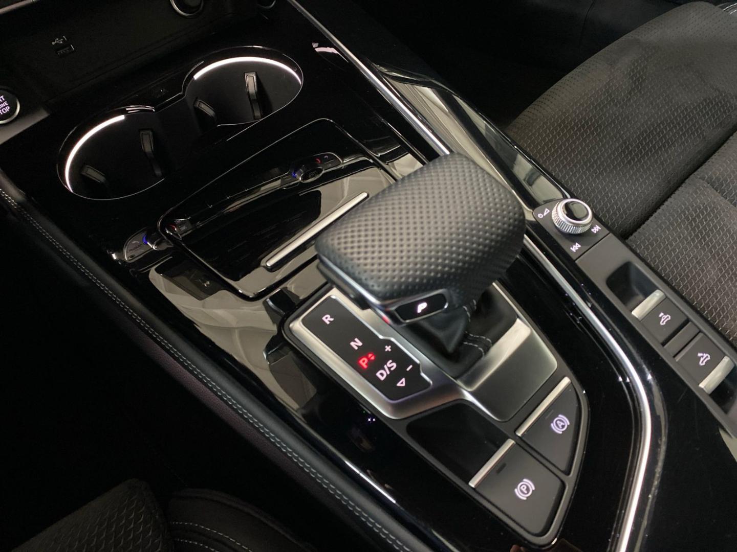 Image about Audi A5 Cabriolet 40 TFSI quattro S tronic