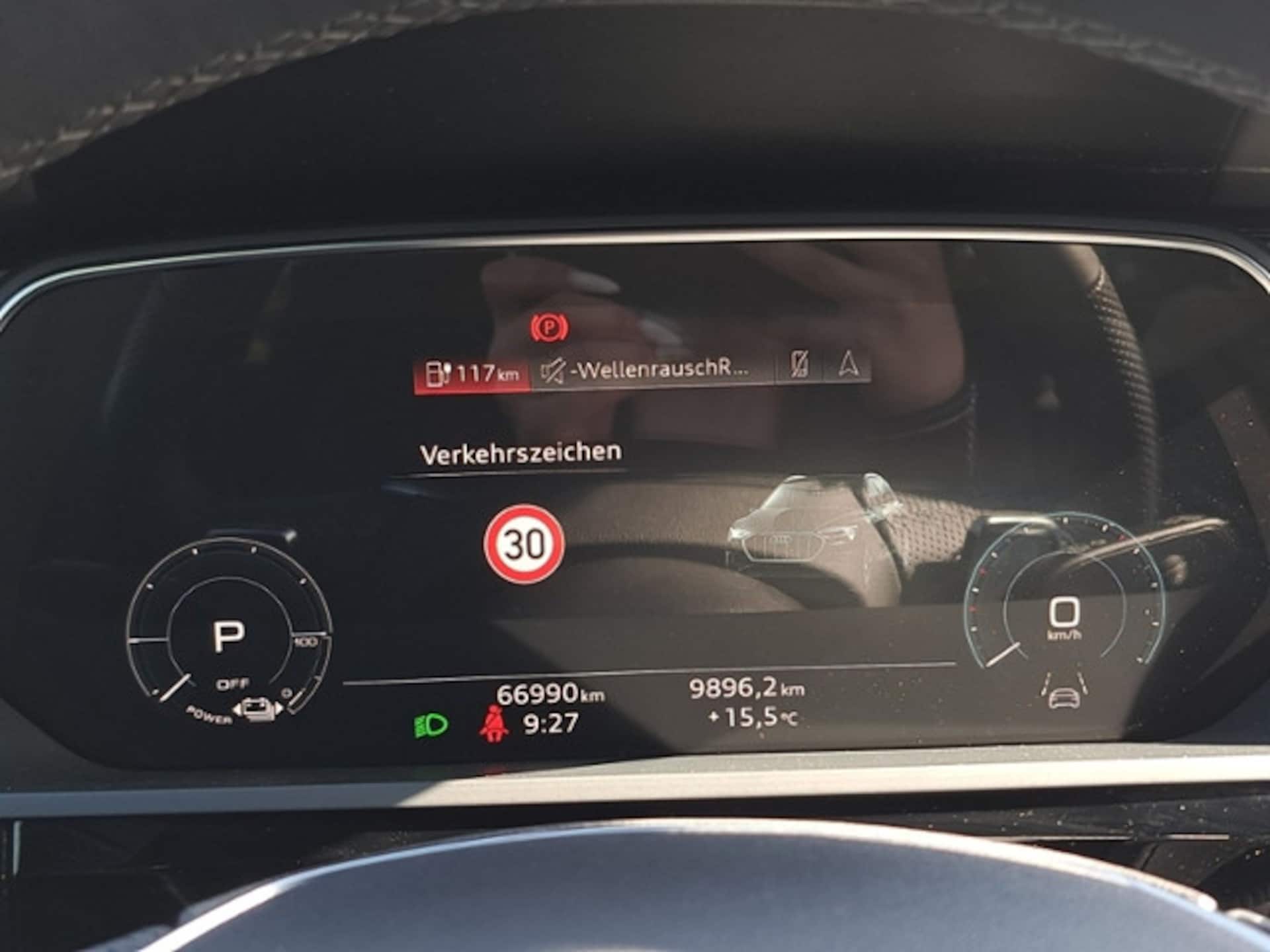 Audi Q8 e-tron S line