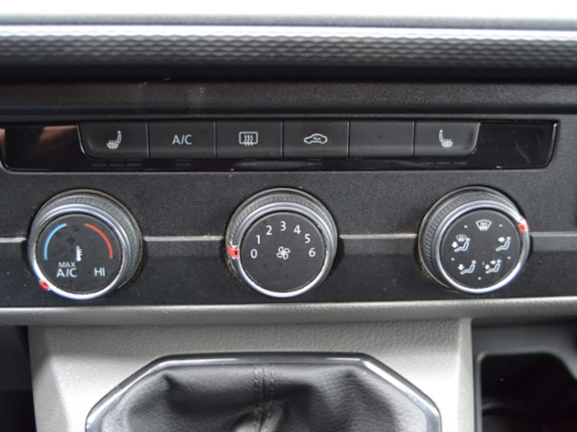 Volkswagen T6.1 Transporter Kombi kurzer Radstand