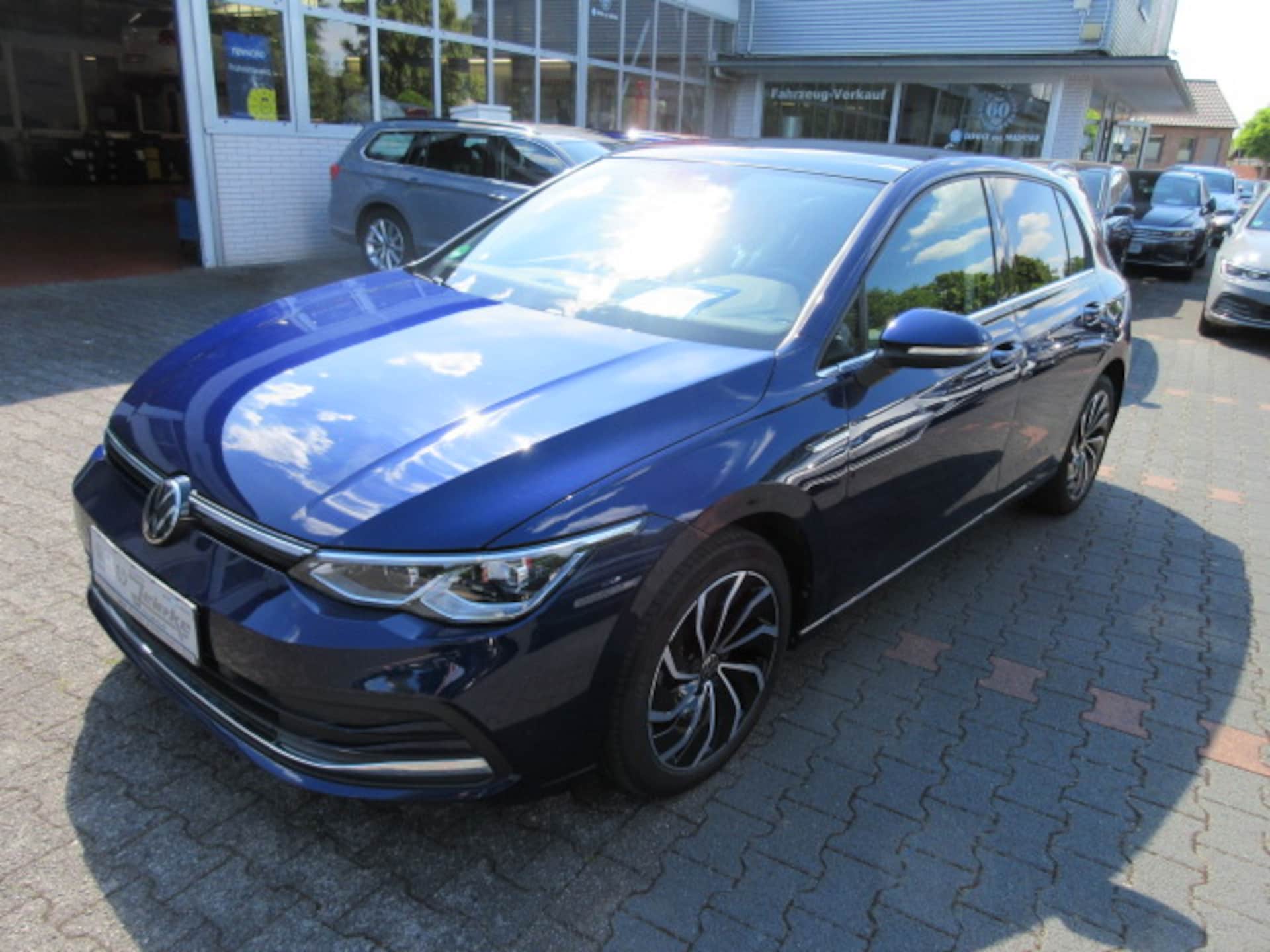 Volkswagen Golf Style