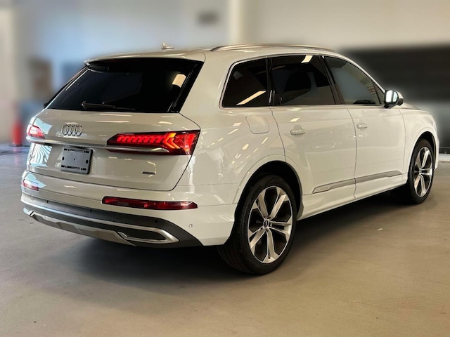 2022 Audi Q7
