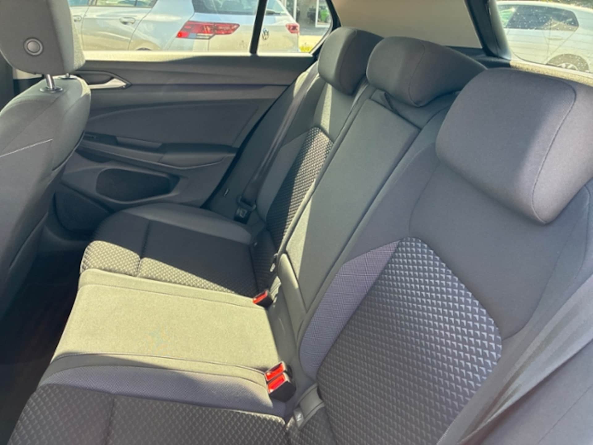 Volkswagen Golf Active