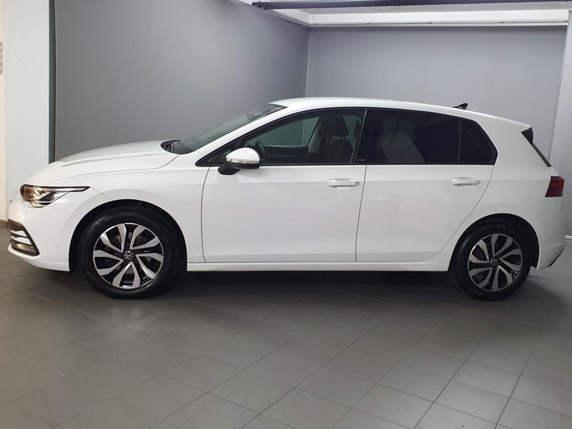 Volkswagen Golf Active