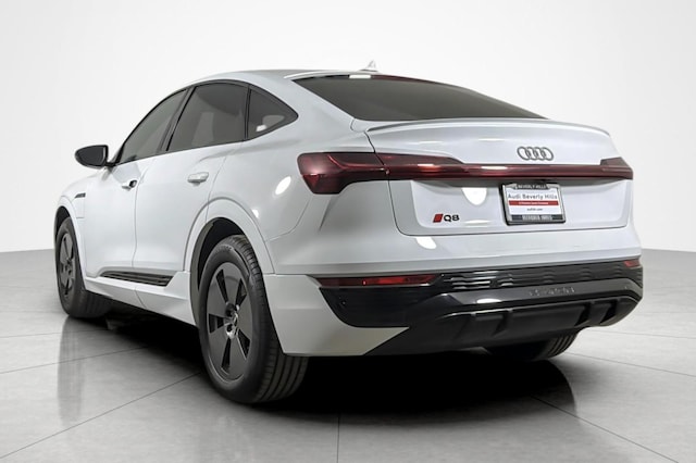 2024 Audi Q8 Sportback e-tron