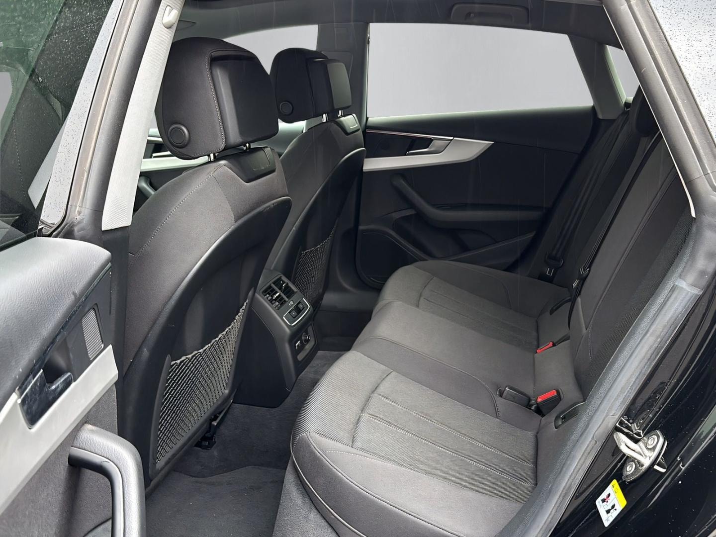 Bild über Audi A5 Sportback advanced 40 TDI quattro S tronic - für weitere Informationen kontaktieren Sie den Audi Partner