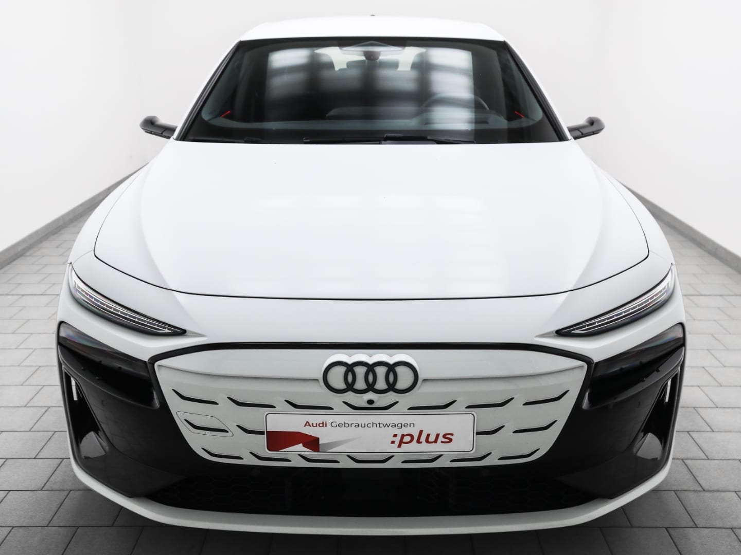 Bild über Audi A6 Avant e-tron e-tron - für weitere Informationen kontaktieren Sie den Audi Partner