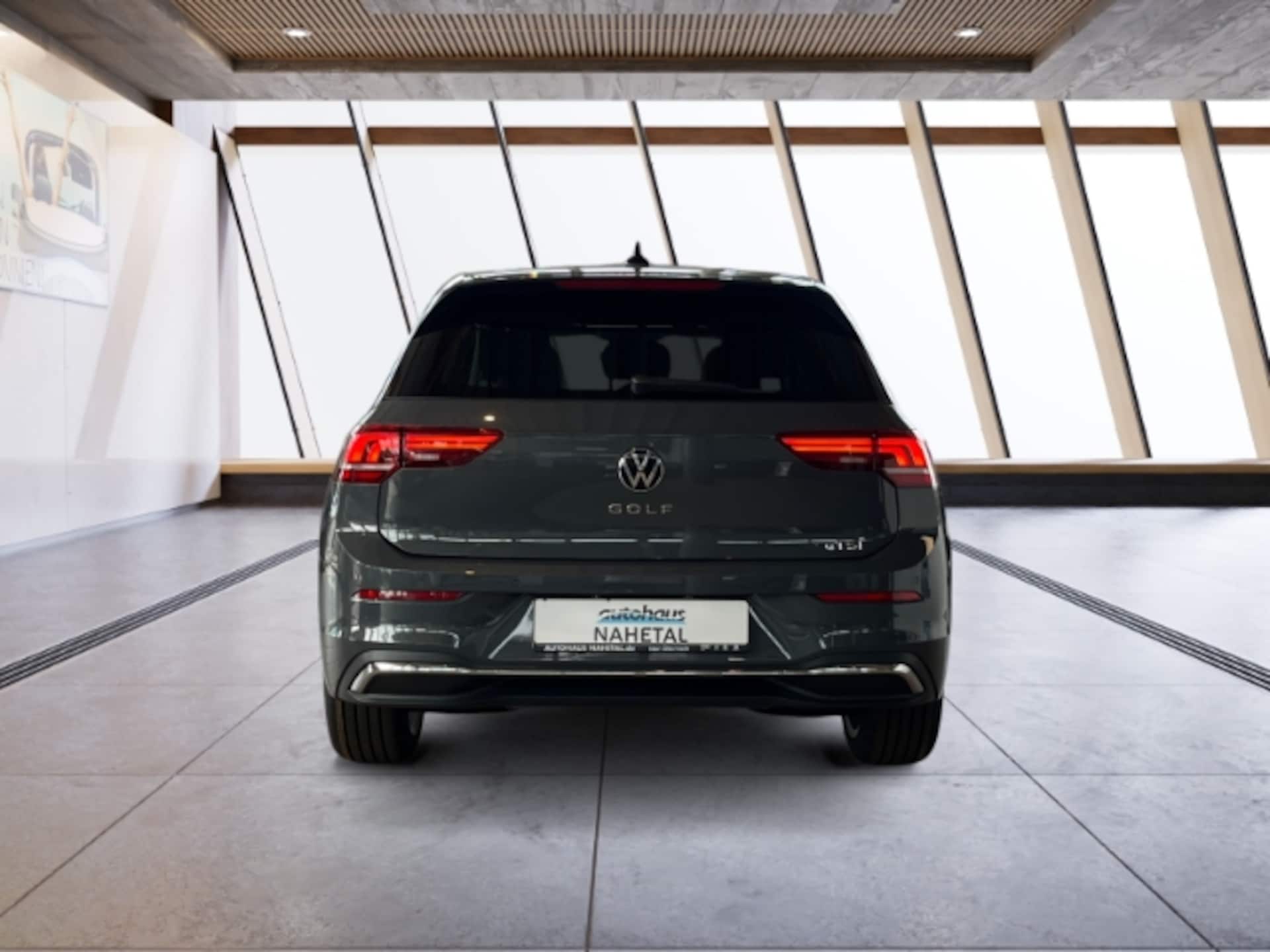 Volkswagen Golf Style
