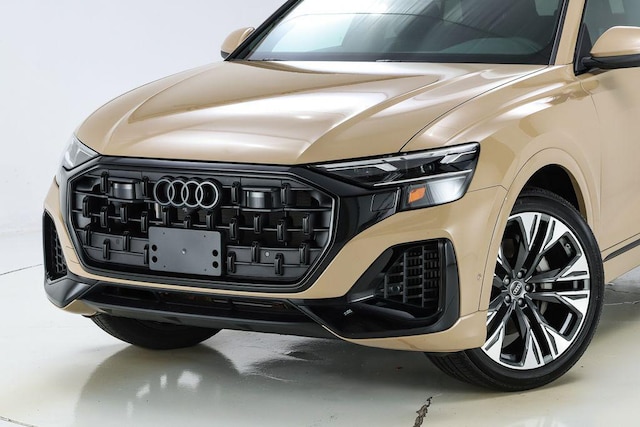 2025 Audi Q8