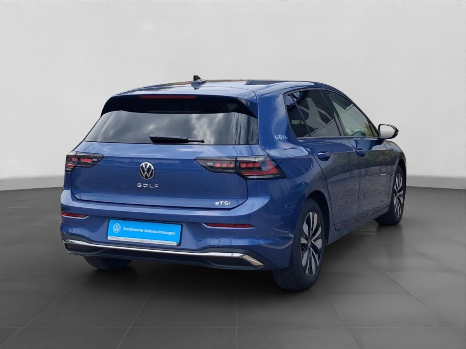 Volkswagen Golf Life