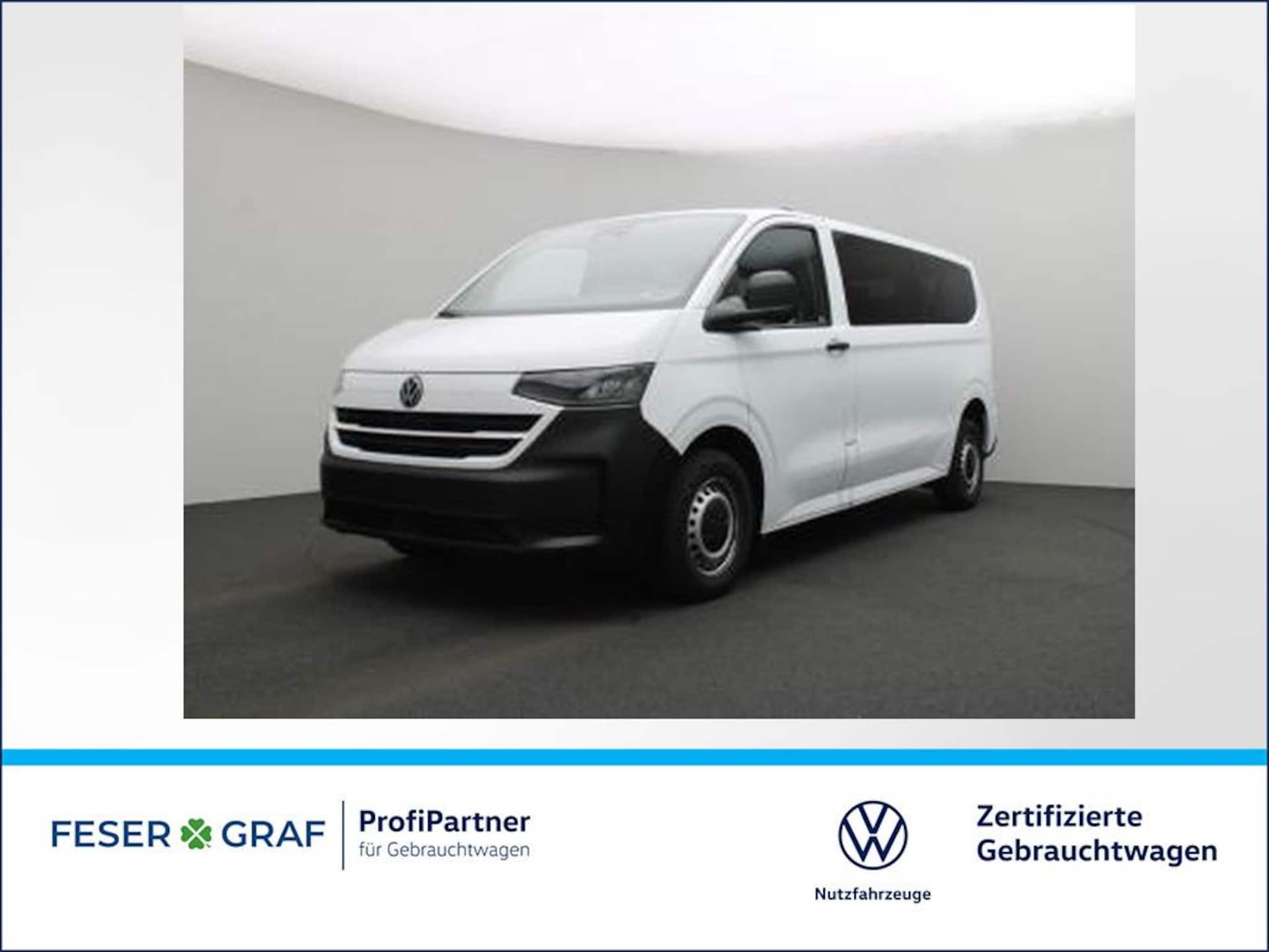 Volkswagen Transporter Kombi langer Radstand