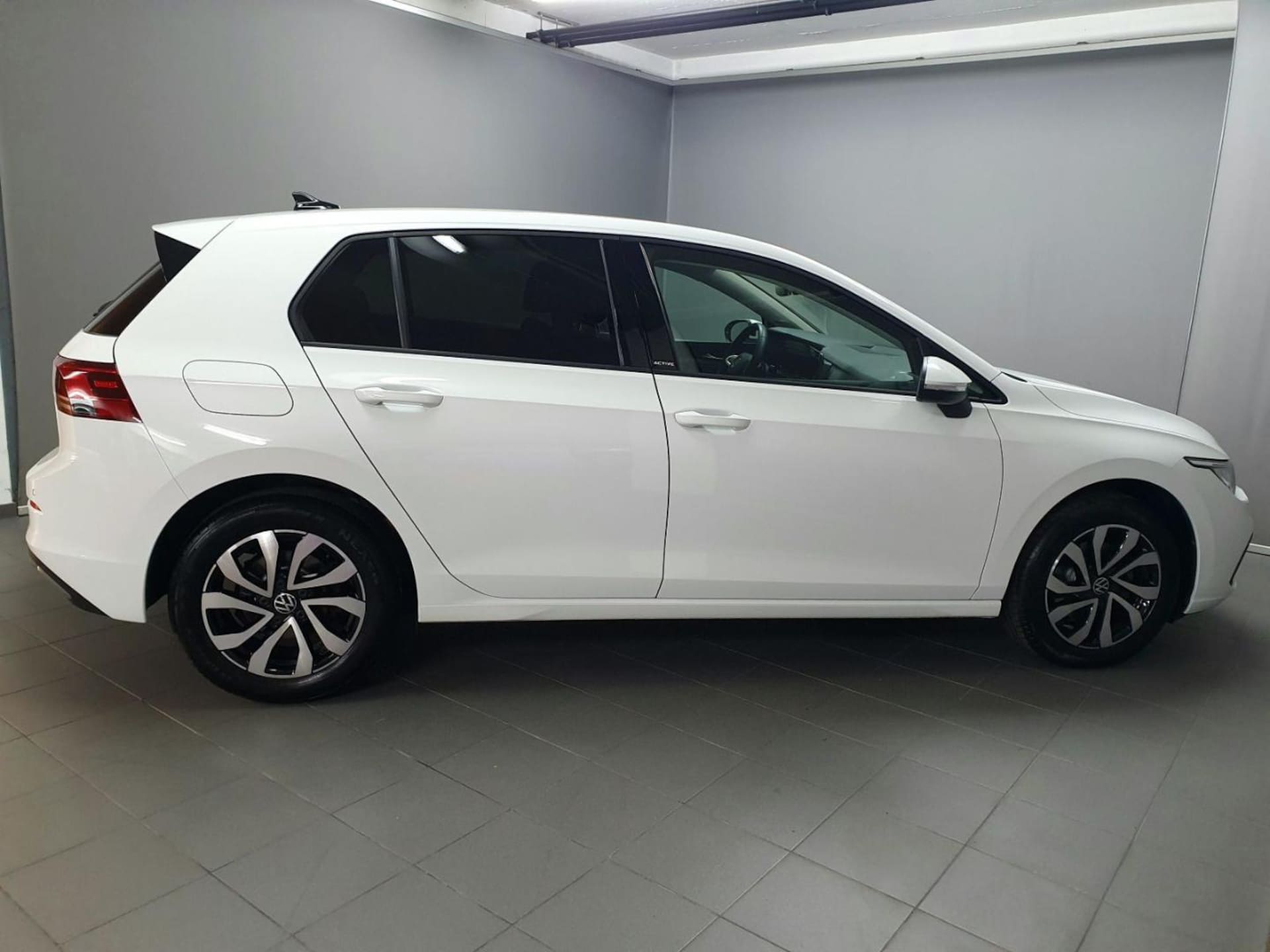 Volkswagen Golf Active