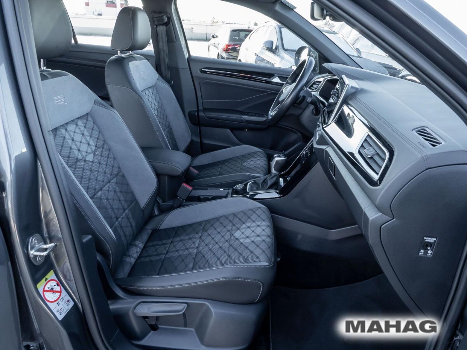 Volkswagen T-Roc – Bild 12