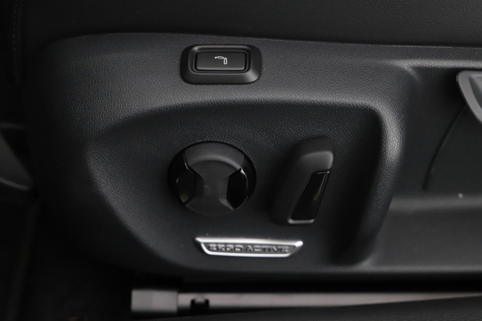 Volkswagen Passat – Bild 8