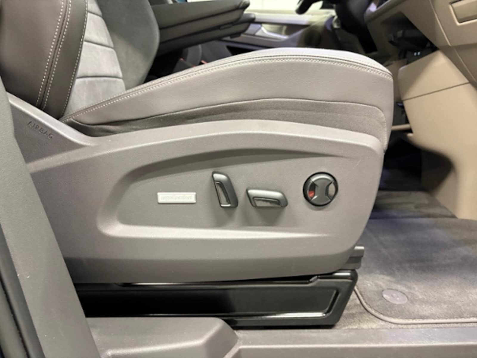 Volkswagen Multivan – Bild 25
