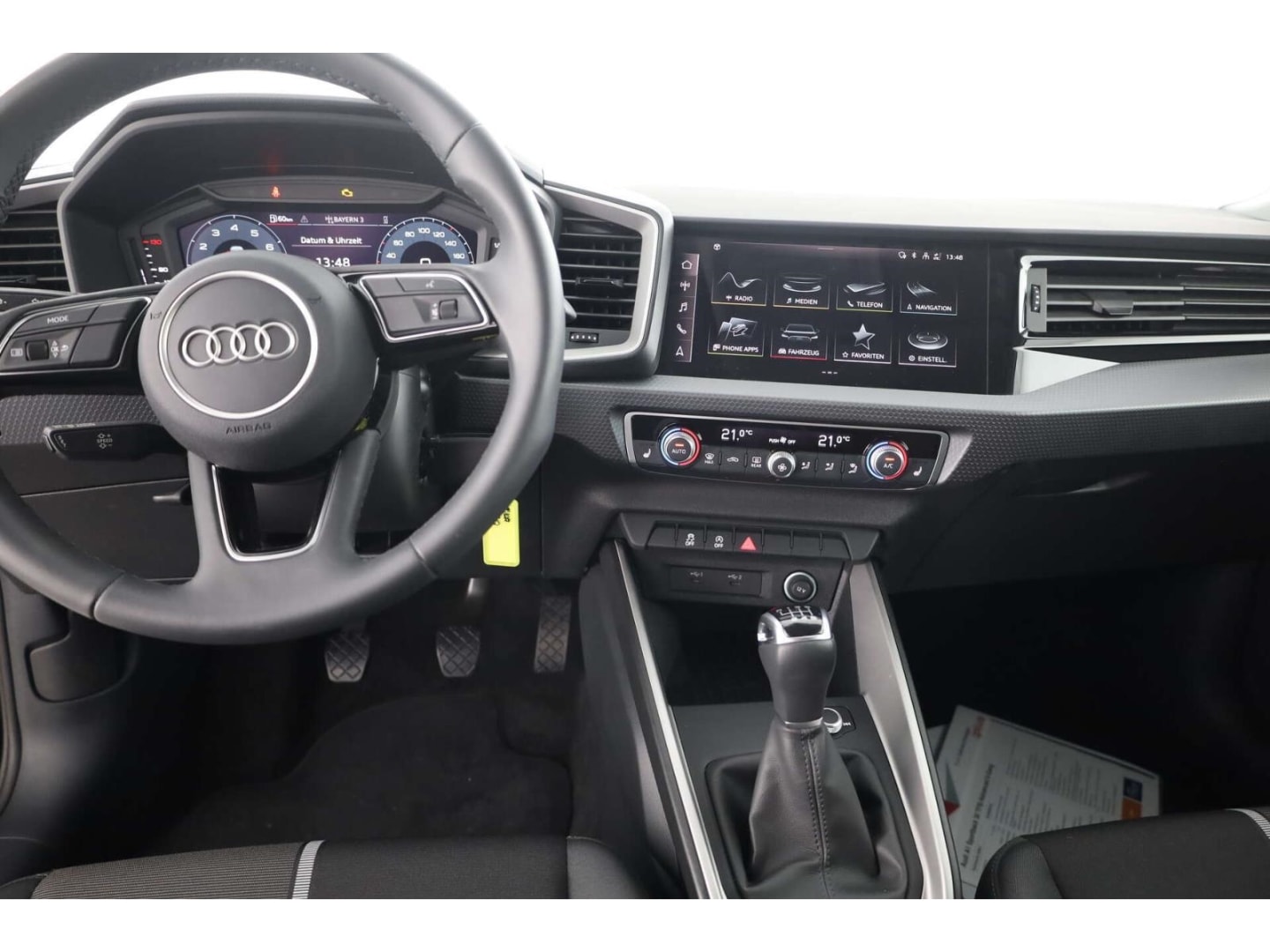 Bild über Audi A1 Sportback advanced 30 TFSI Schaltgetriebe - für weitere Informationen kontaktieren Sie den Audi Partner