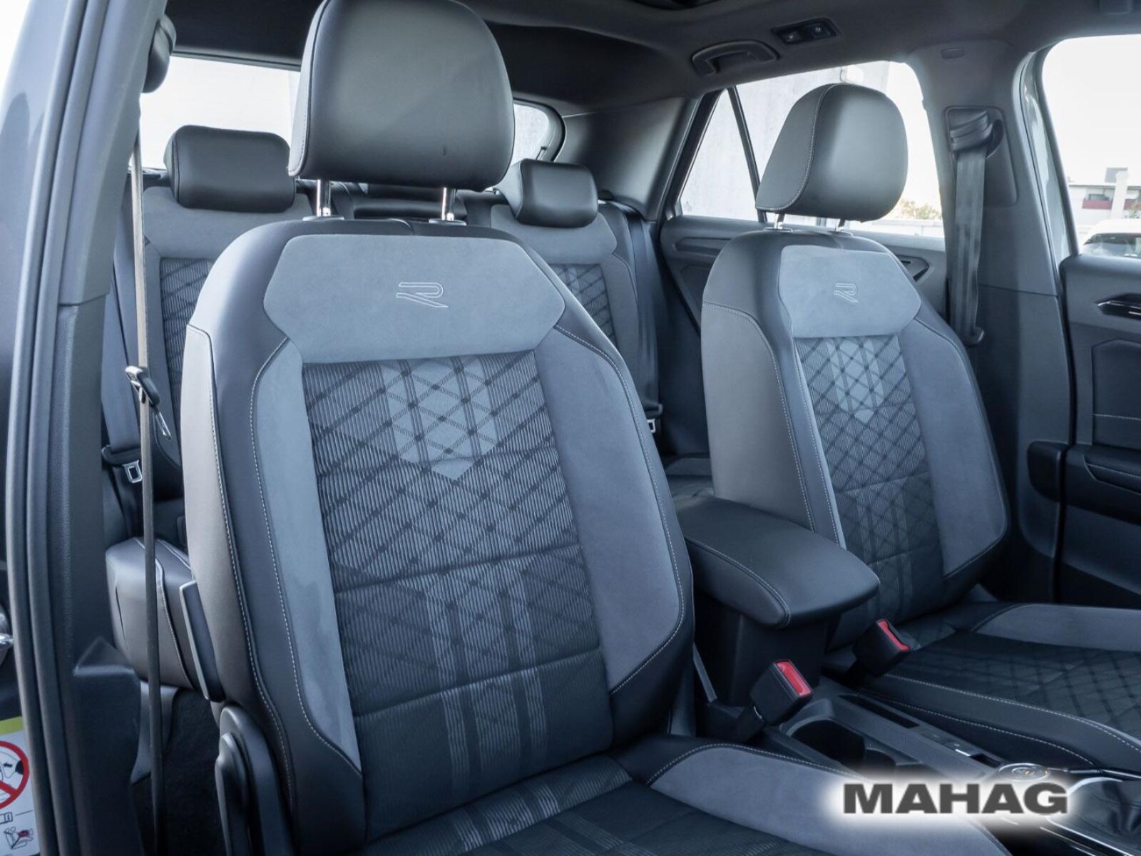 Volkswagen T-Roc – Bild 13