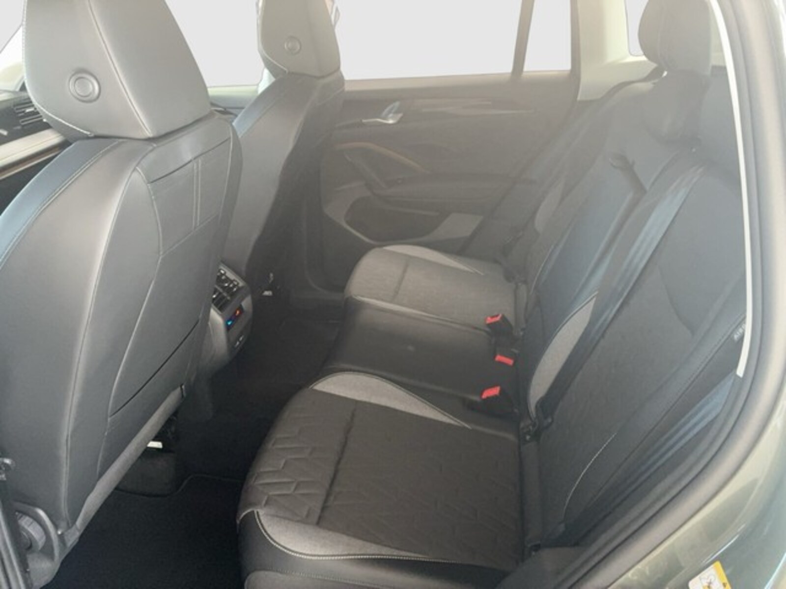 Volkswagen Tiguan – Bild 13