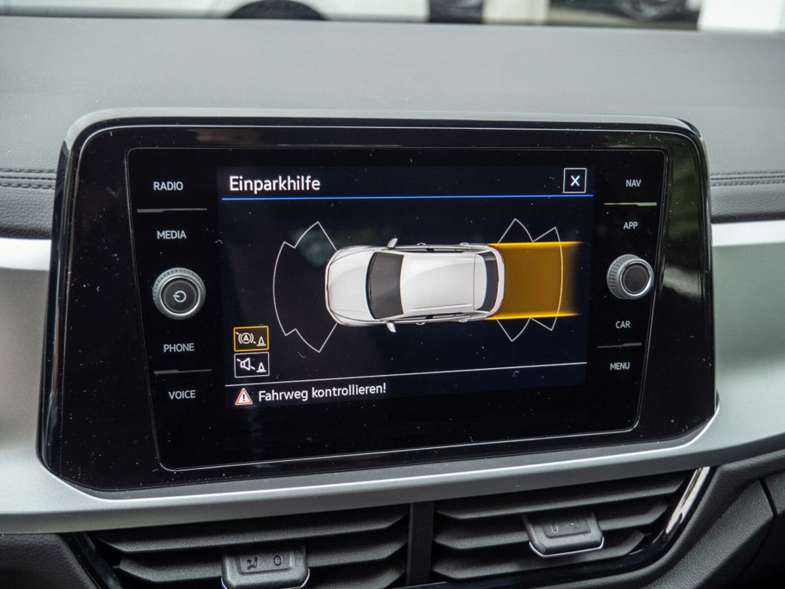 Volkswagen T-Roc – Bild 12