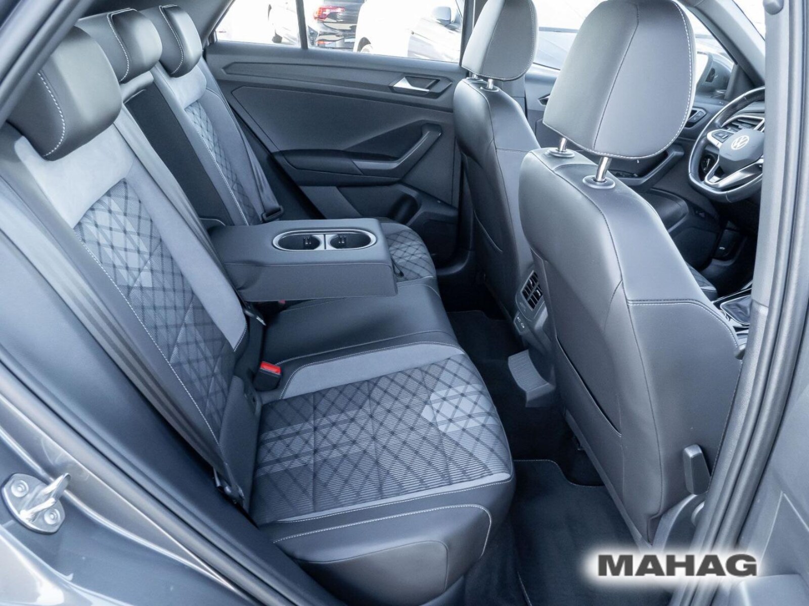 Volkswagen T-Roc – Bild 14