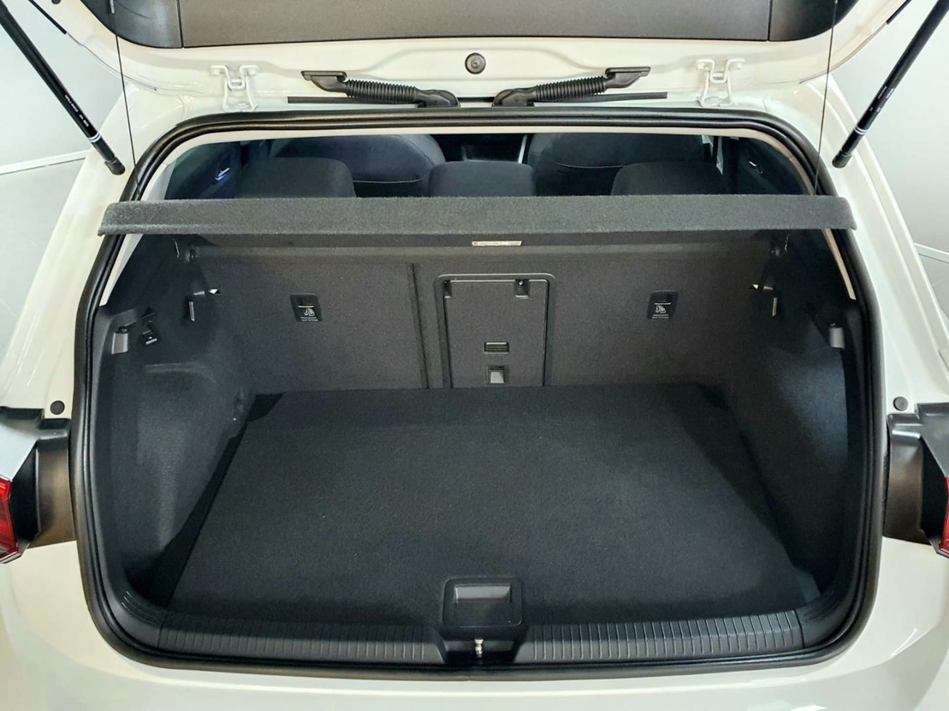 Volkswagen Golf Active