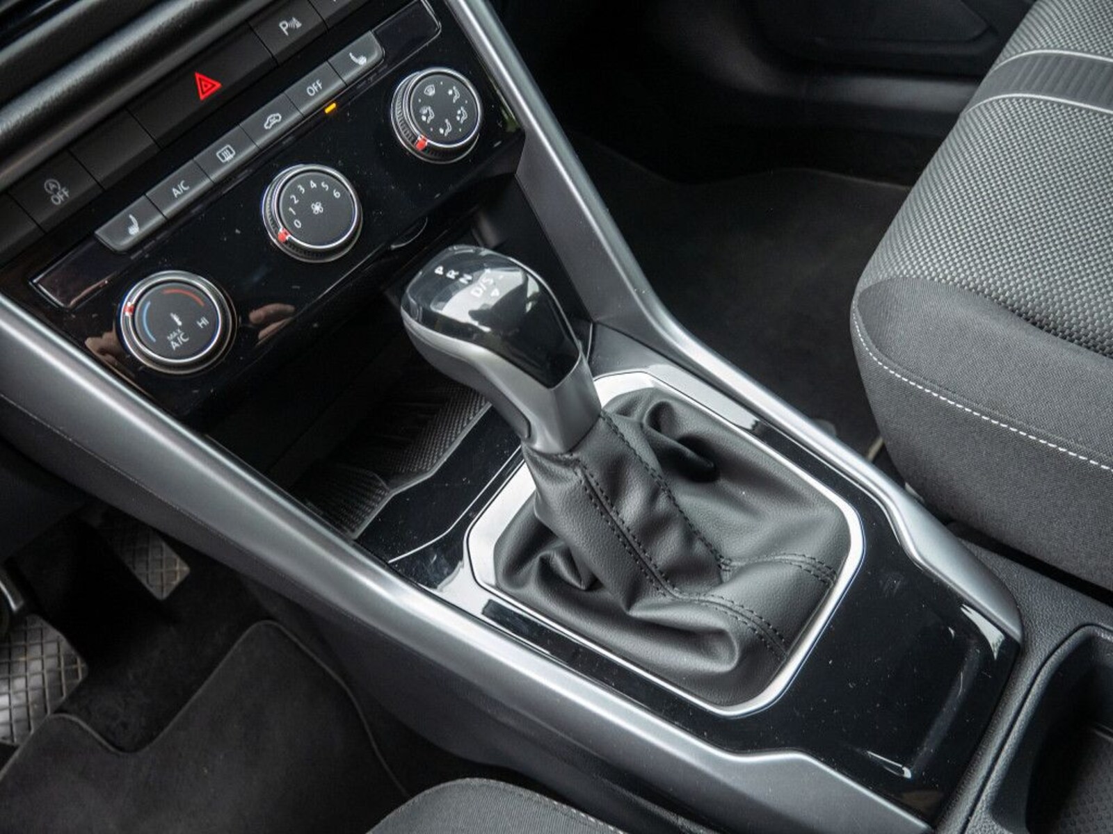 Volkswagen T-Roc – Bild 13