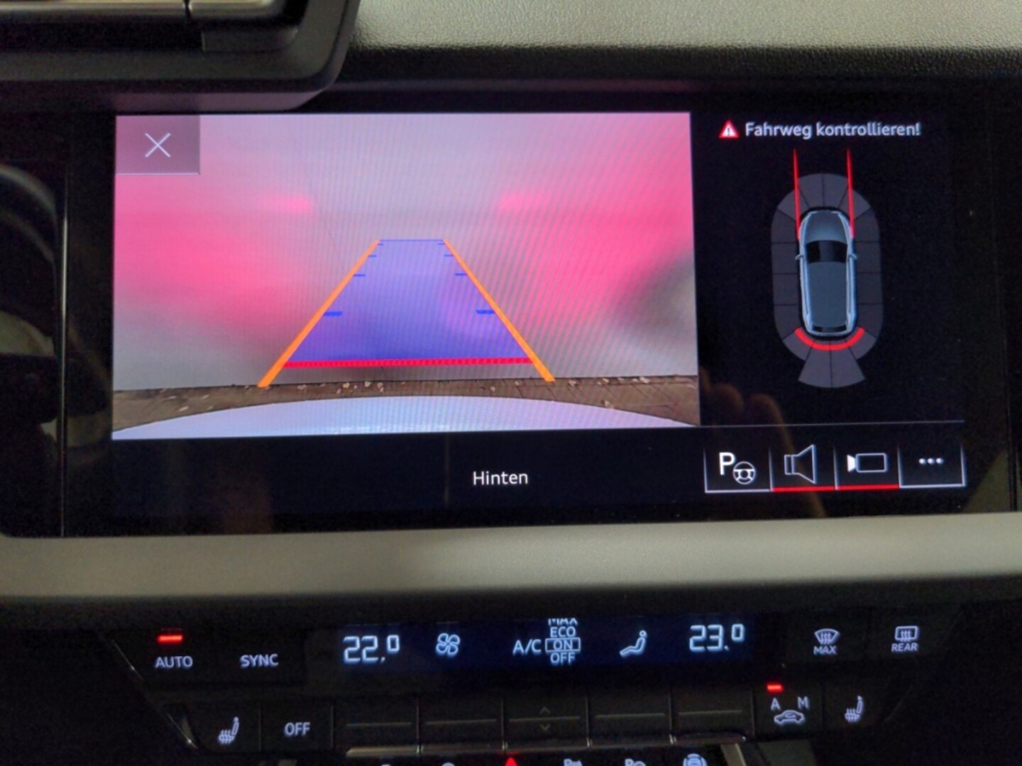 Bild über Audi A3 Sportback TDI S tronic - für weitere Informationen kontaktieren Sie den Audi Partner