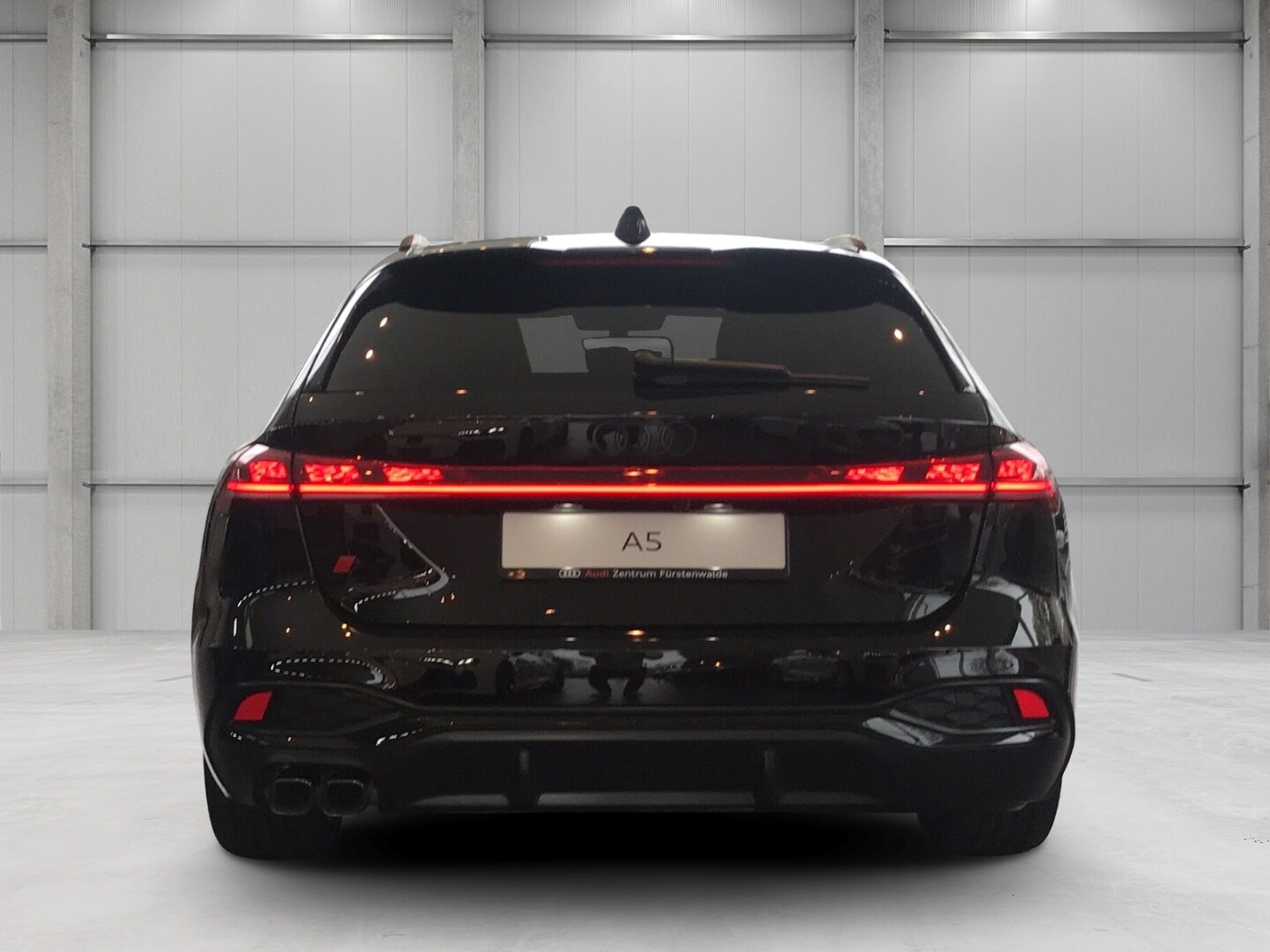 Bild über Audi A5 Avant TDI quattro 150 kW S tronic - für weitere Informationen kontaktieren Sie den Audi Partner