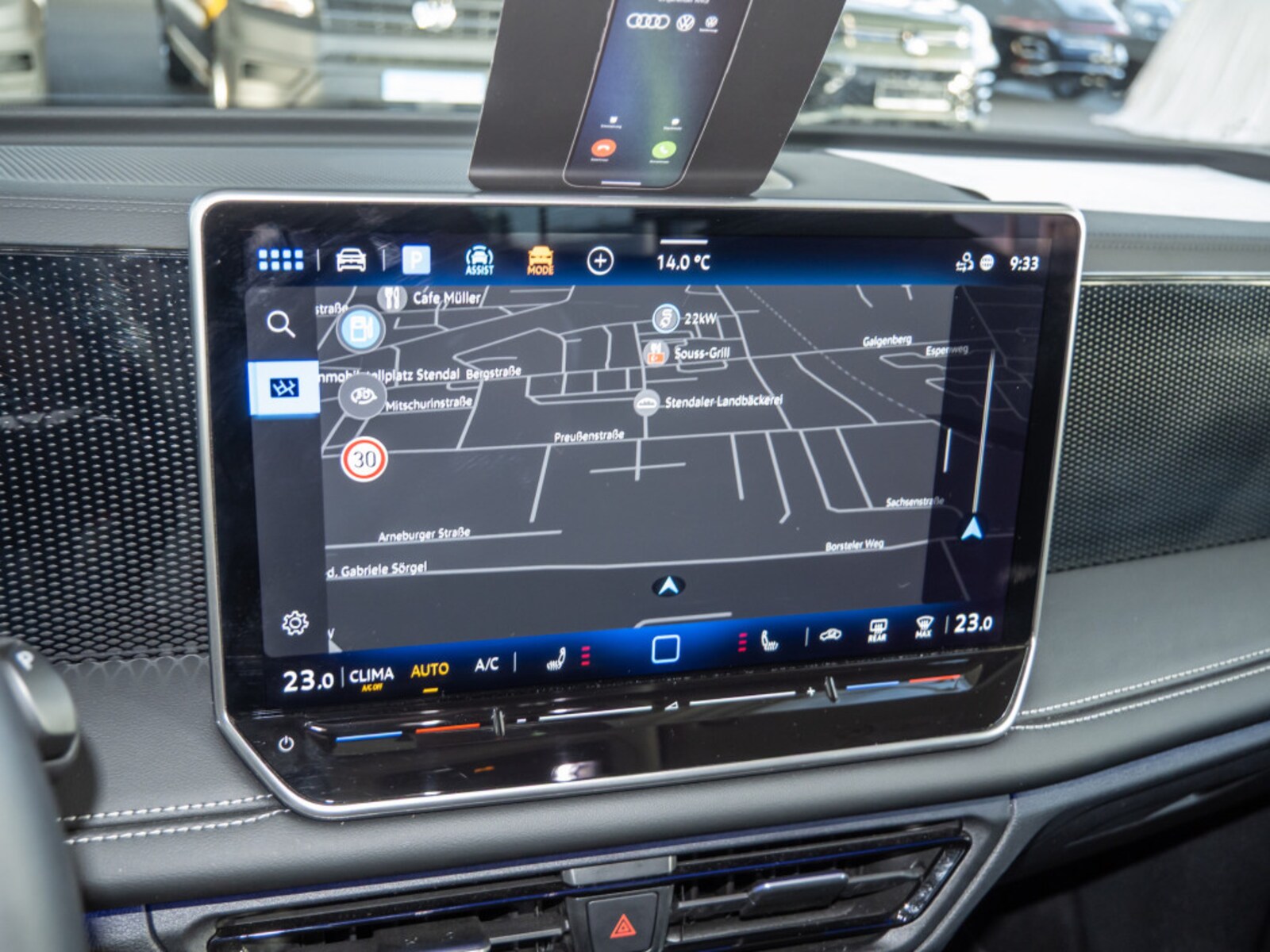 Volkswagen Tiguan – Bild 12