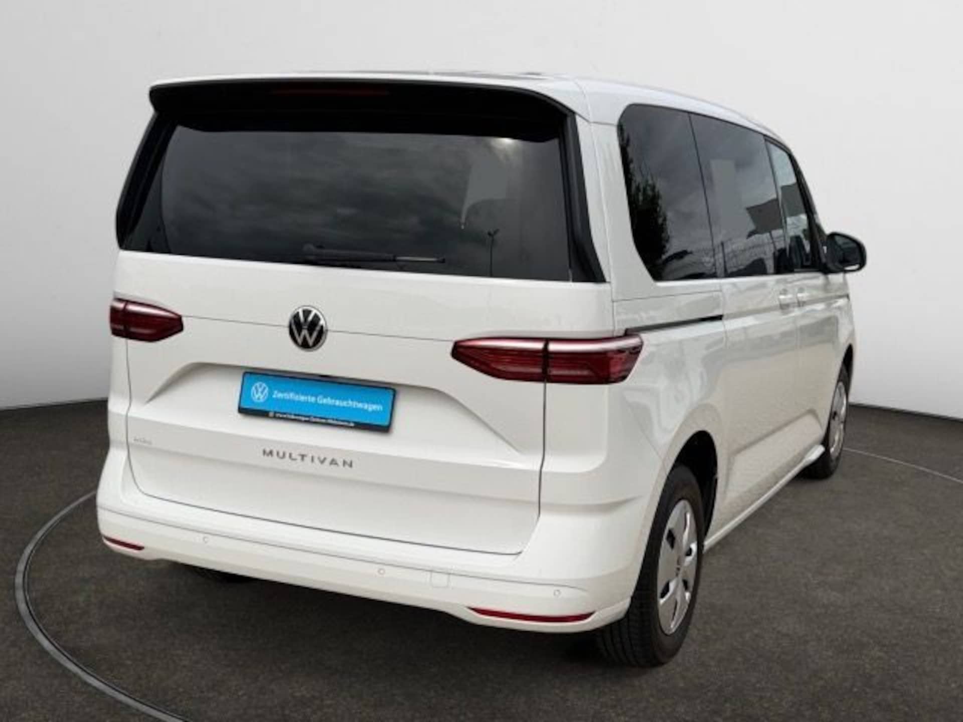Volkswagen Multivan Basis-Modell