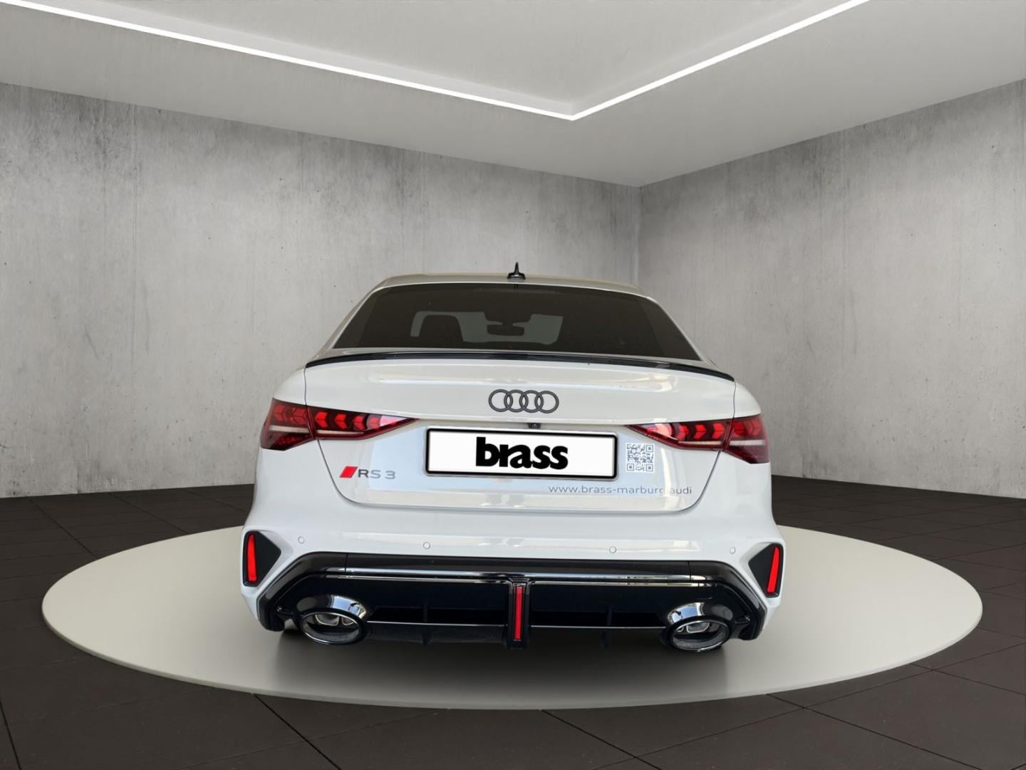 Bild über Audi RS 3 Limousine TFSI quattro 294 kW S tronic - für weitere Informationen kontaktieren Sie den Audi Partner