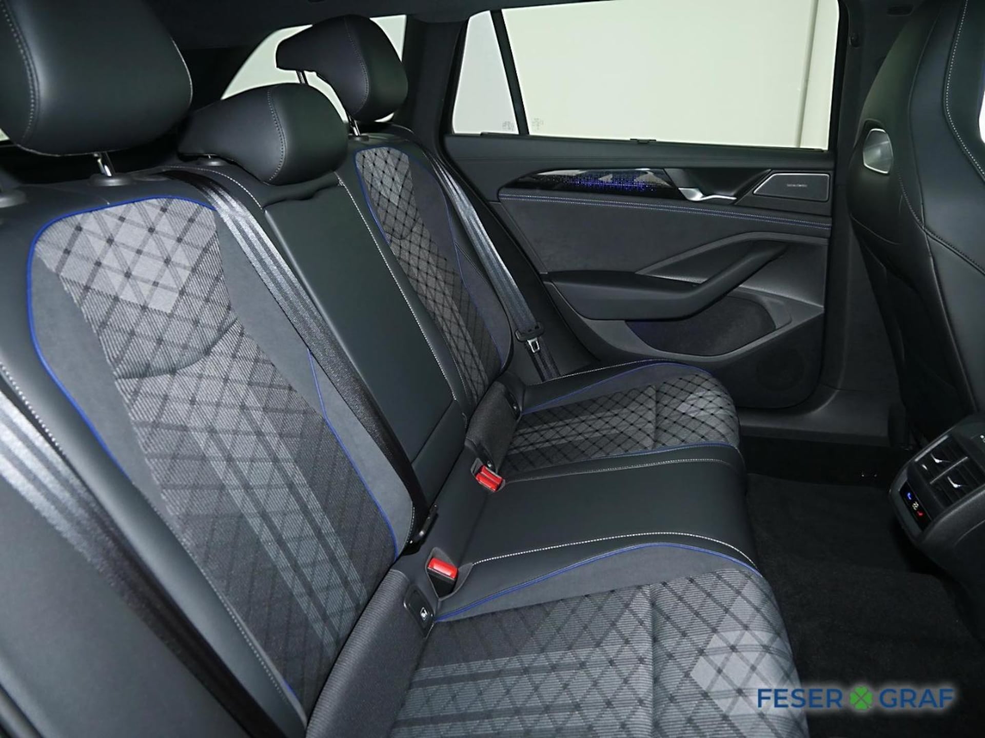 Volkswagen Passat R-Line