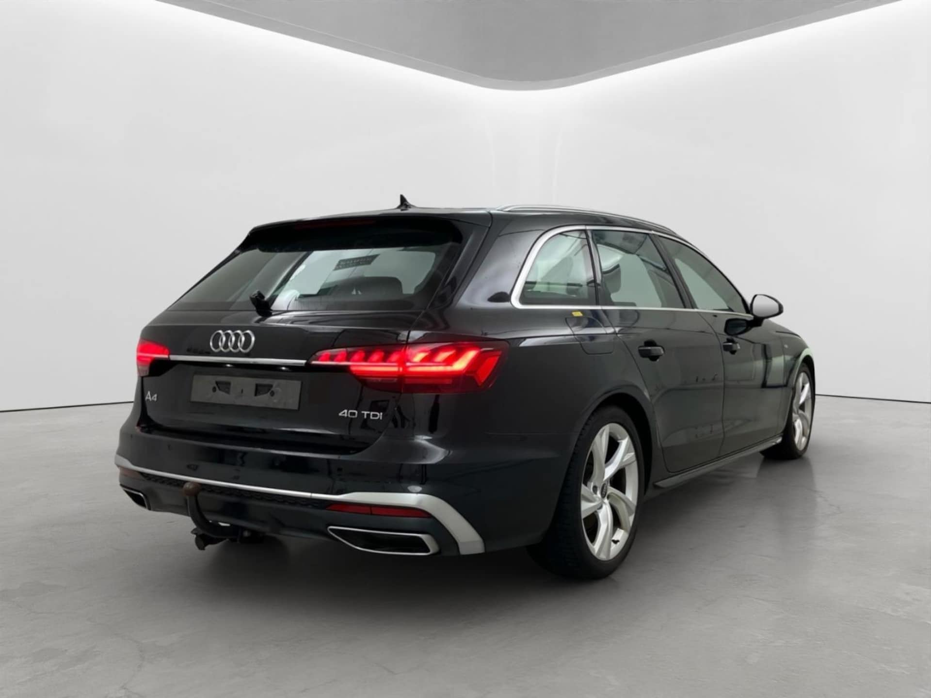 Audi A4 Avant S line