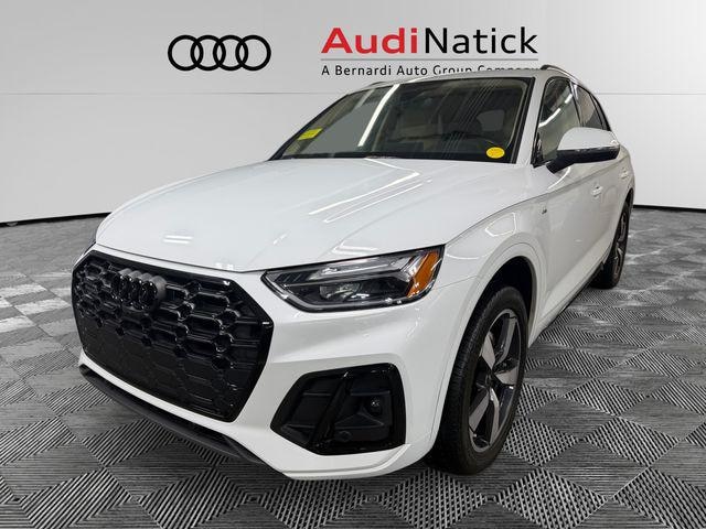 Photo of 2023 Audi Q5