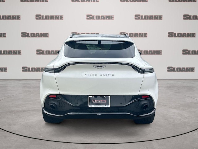 2021 Aston Martin DBX