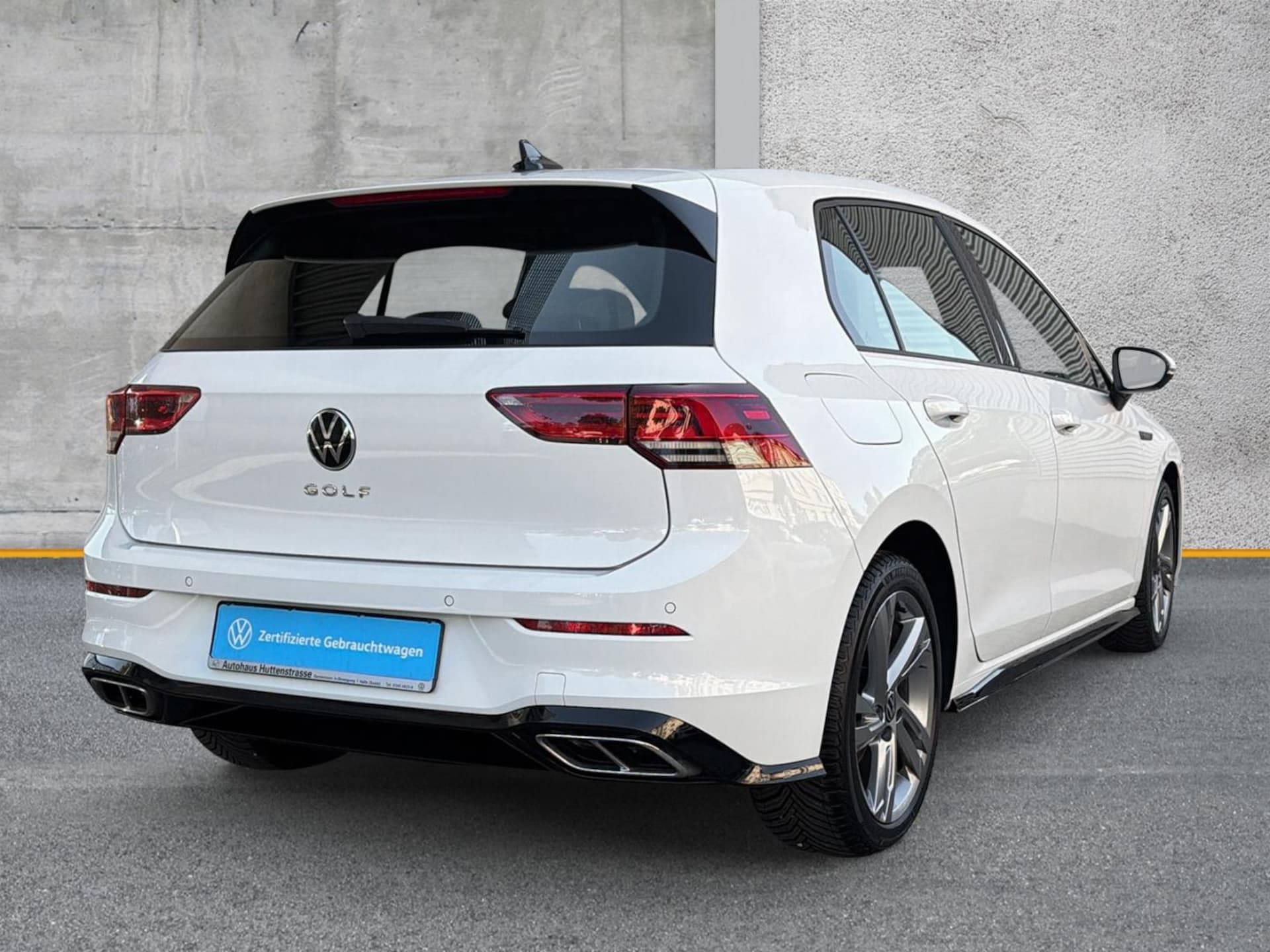 Volkswagen Golf R-Line