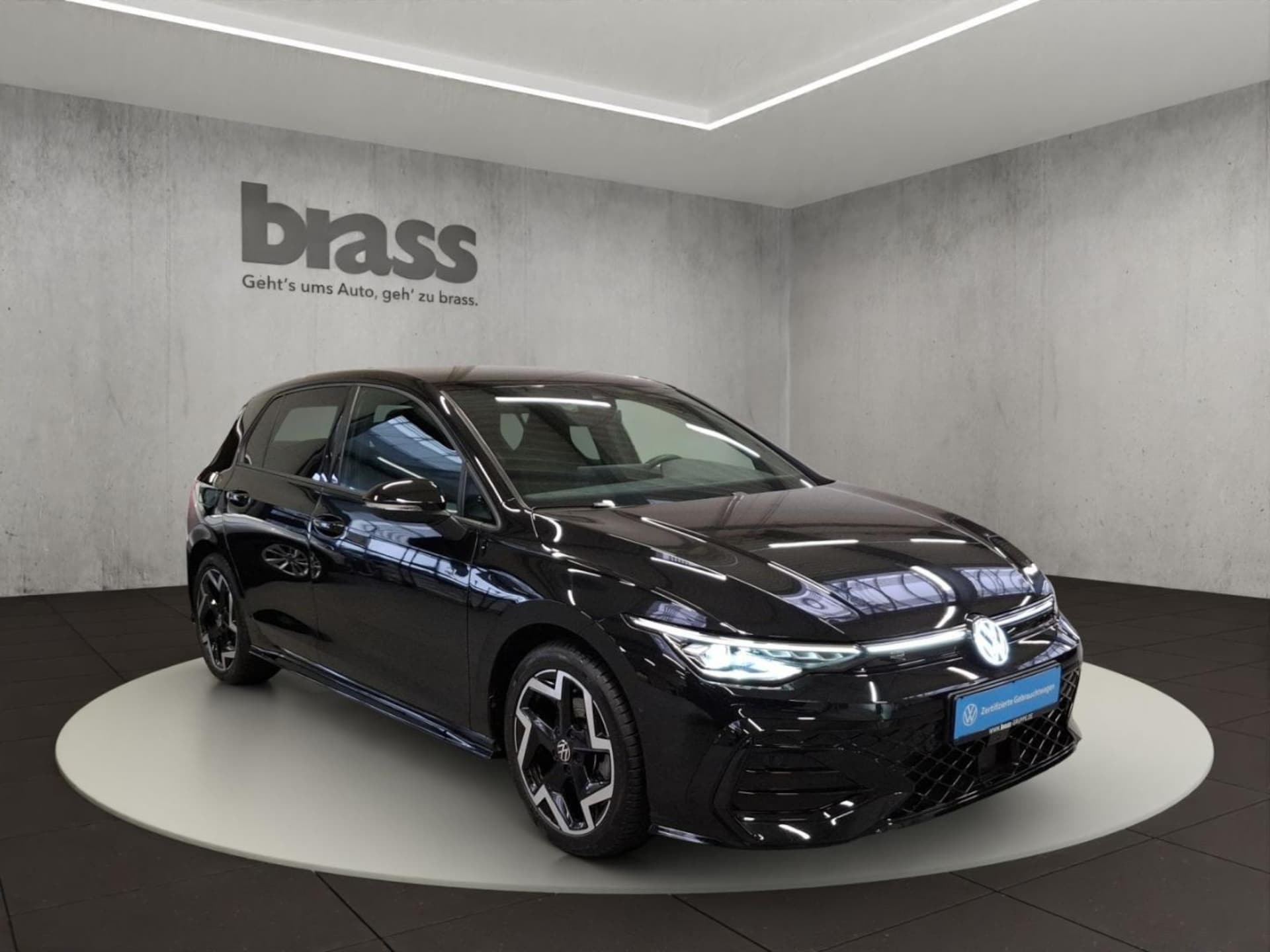 Volkswagen Golf R-Line