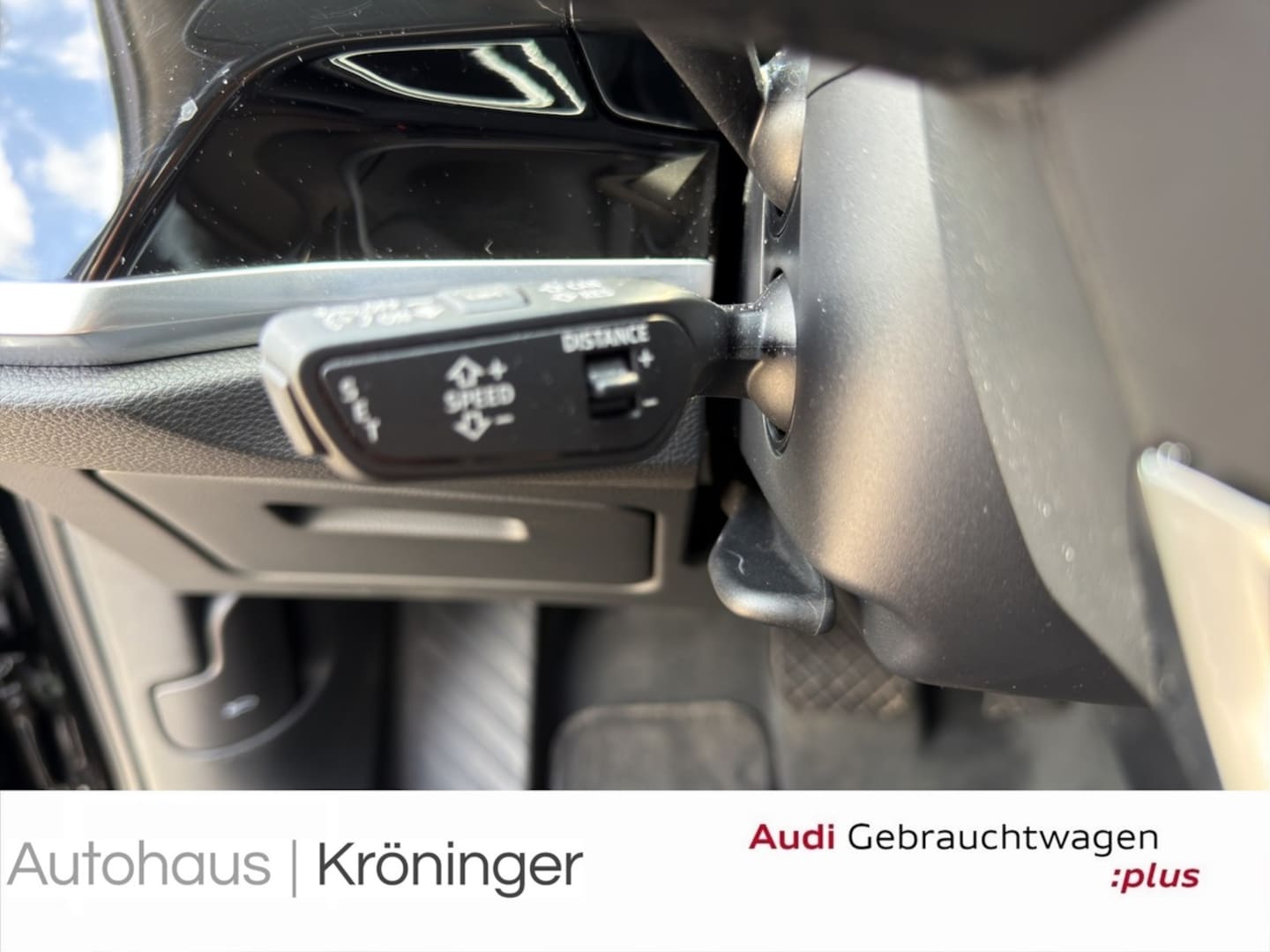 Bild über Audi Q3 advanced 35 TDI S tronic - für weitere Informationen kontaktieren Sie den Audi Partner