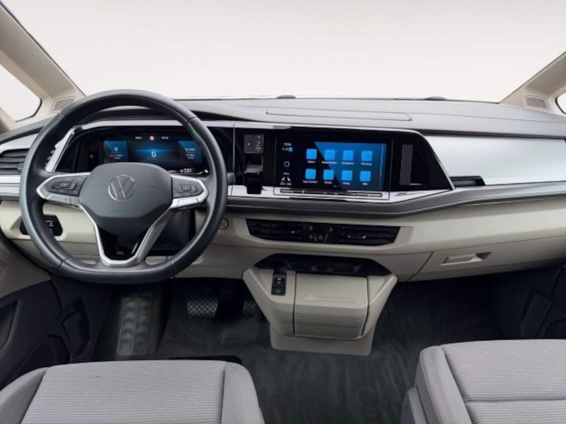 Volkswagen Multivan Basis-Modell